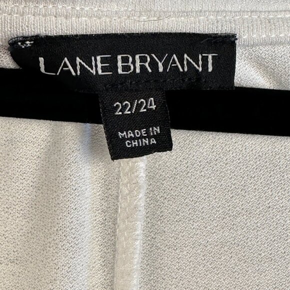 Lane Bryant White Semi Sheer Blouse Plus Size V-Neck Flowy Tunic Top 22/24 Boho - Picture 3 of 12